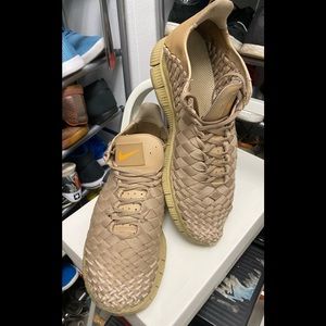 Nike Free Inevva Nova Tech Sp. Size 8.5m. Desert.
